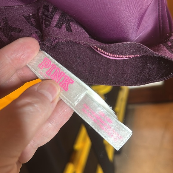 PINK Victoria's Secret Wear Everywhere Wireless Lightly Lined Bra Purple Sz 36D - Picture 3 of 9